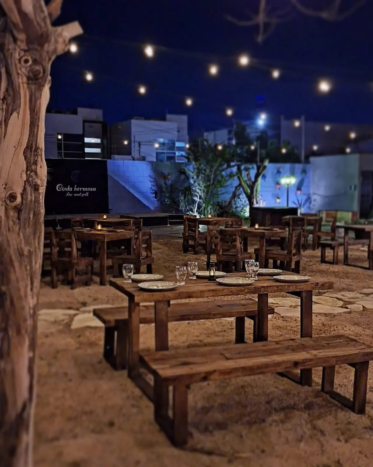Costa Hermosa Bar & Grill