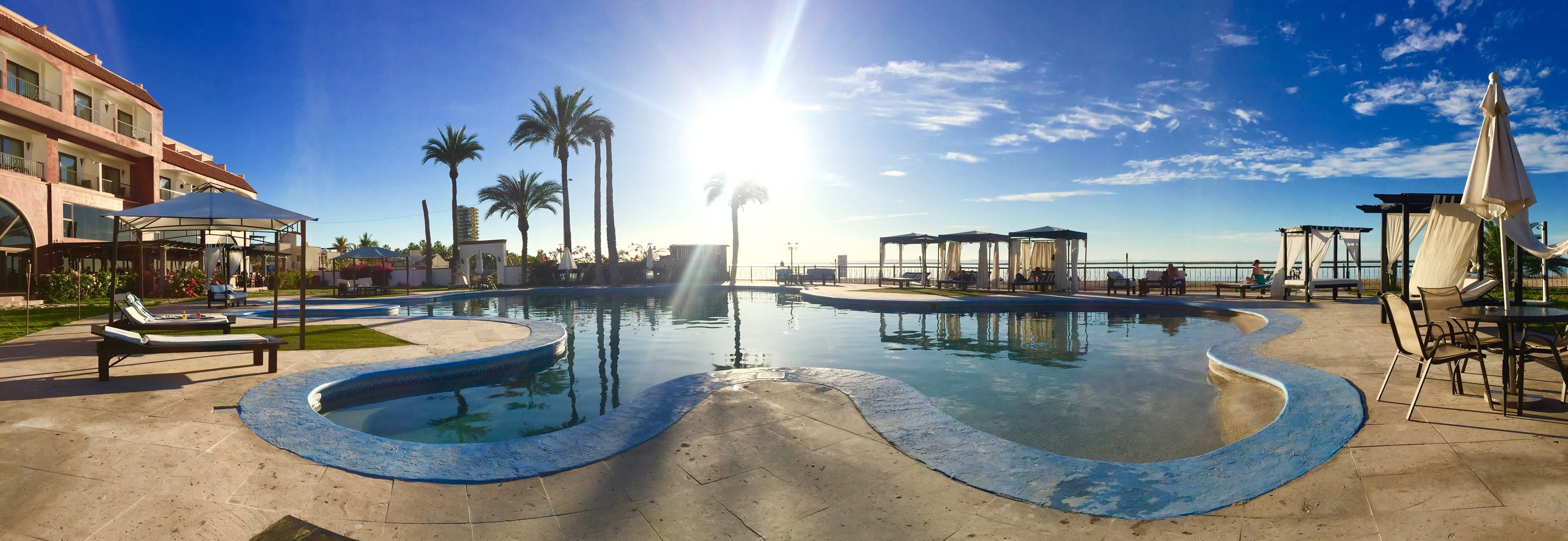 La Posada Hotel & Beach Club